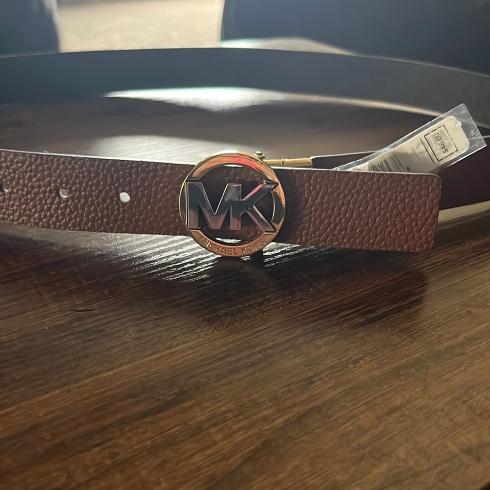 Reversible Michael Kors belt